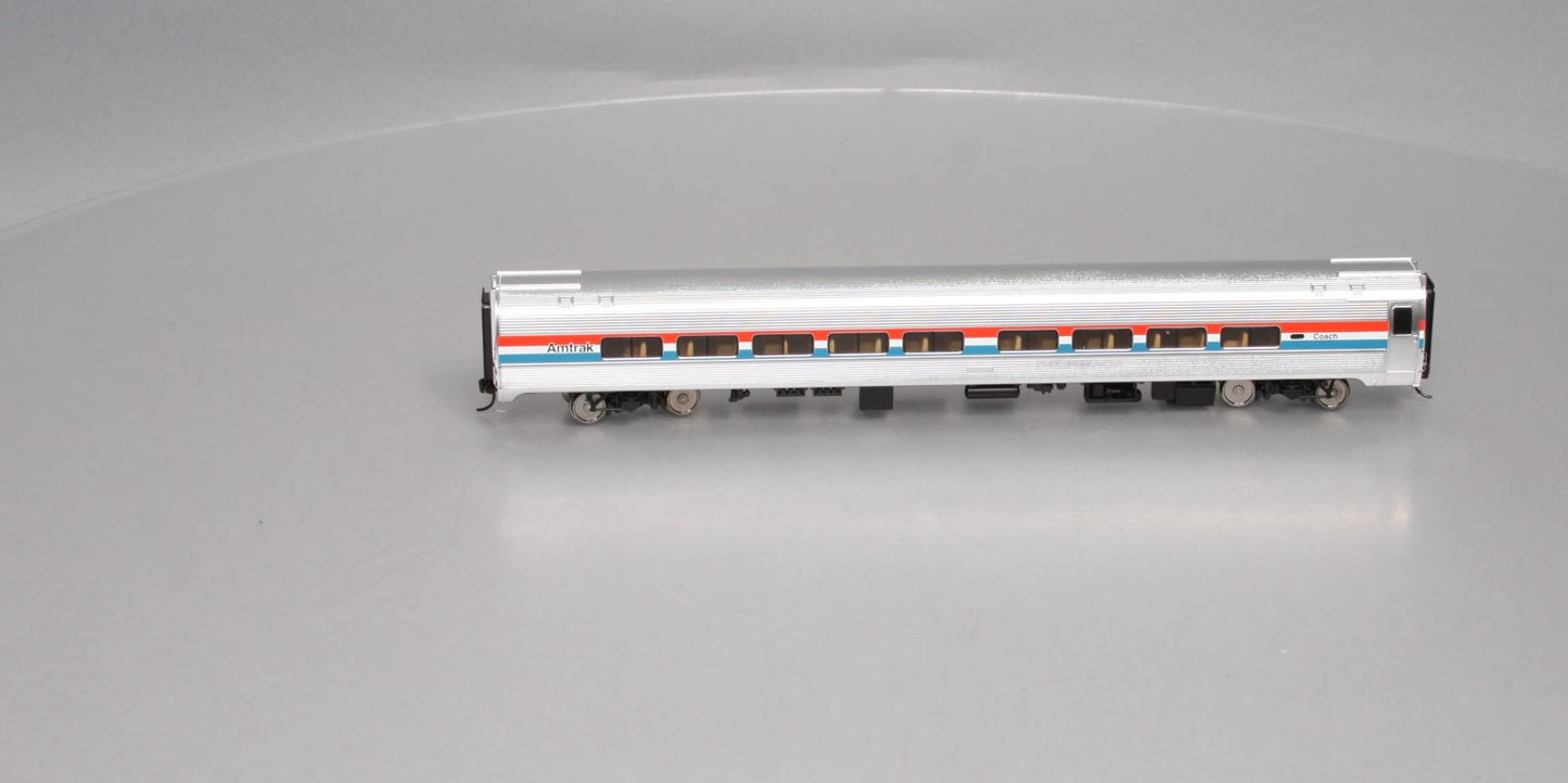 Walthers 920-11220 HO Amtrak 85' Budd Amfleet 59-Seat Coach