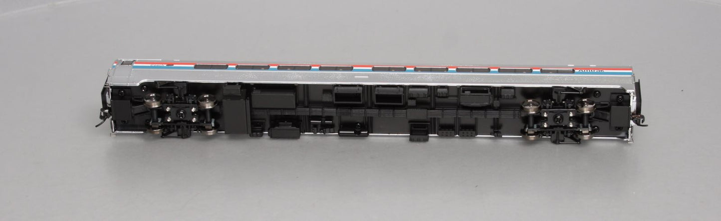 Walthers 920-11220 HO Amtrak 85' Budd Amfleet 59-Seat Coach