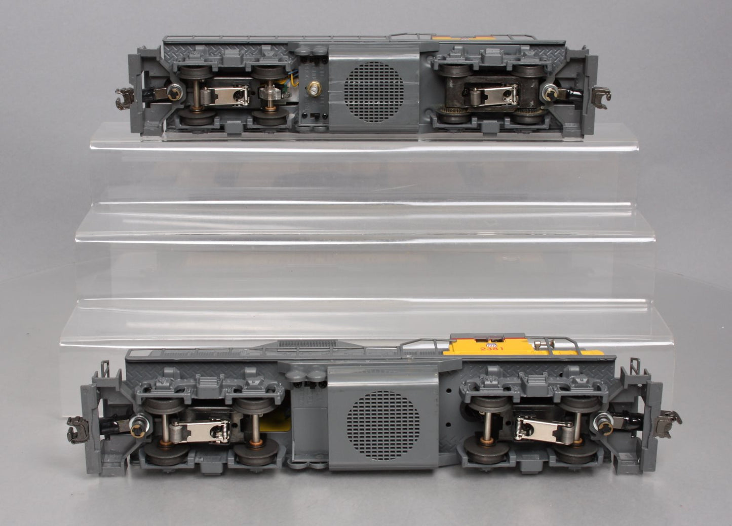 Lionel 6-11956 O Union Pacific GP-9 Diesel Locomotive Lash Up Set #2380/2381 LN/Box