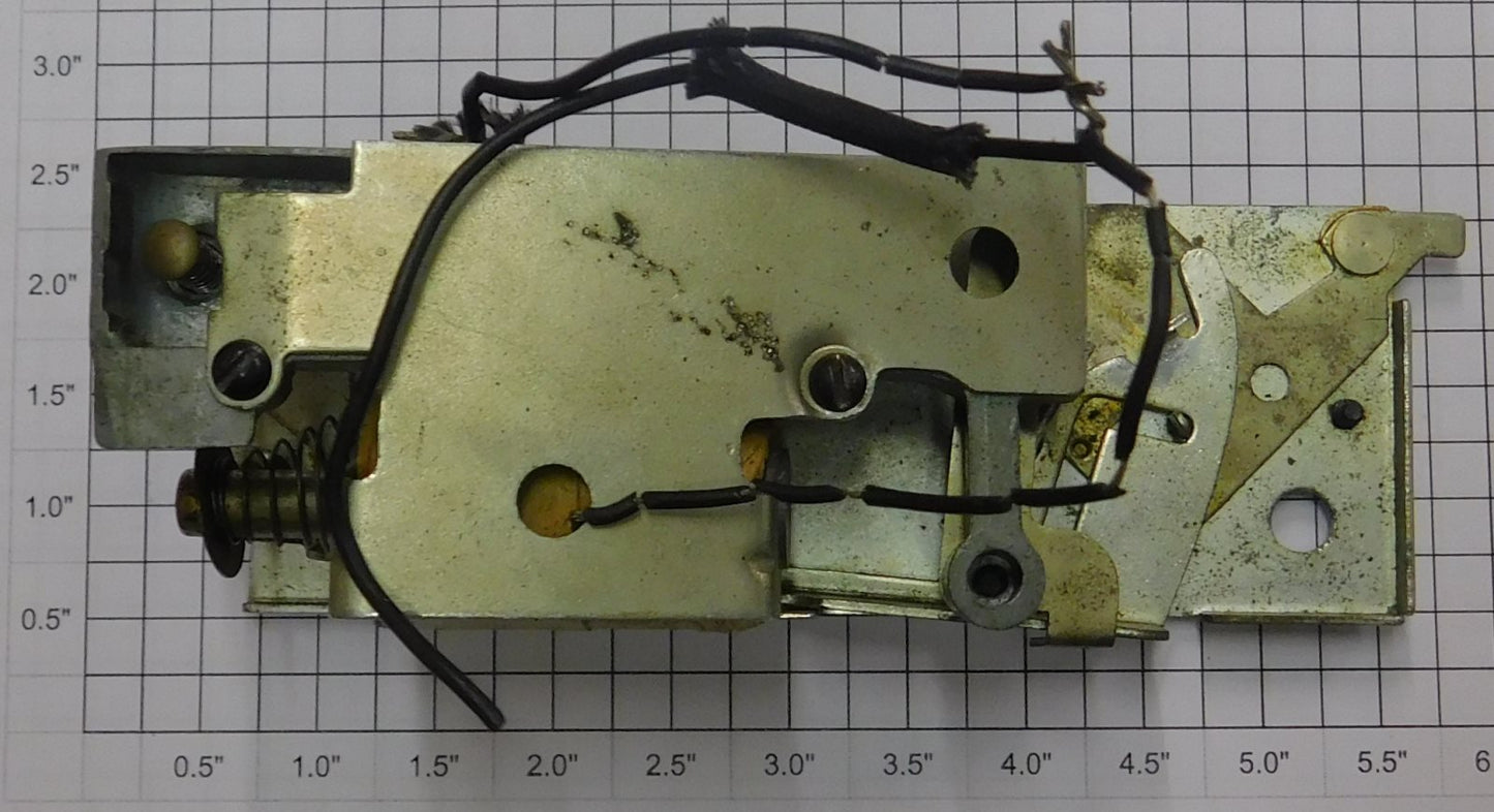 Lionel 3472-76 Milk Car Mechanism w/o Milkman Figure