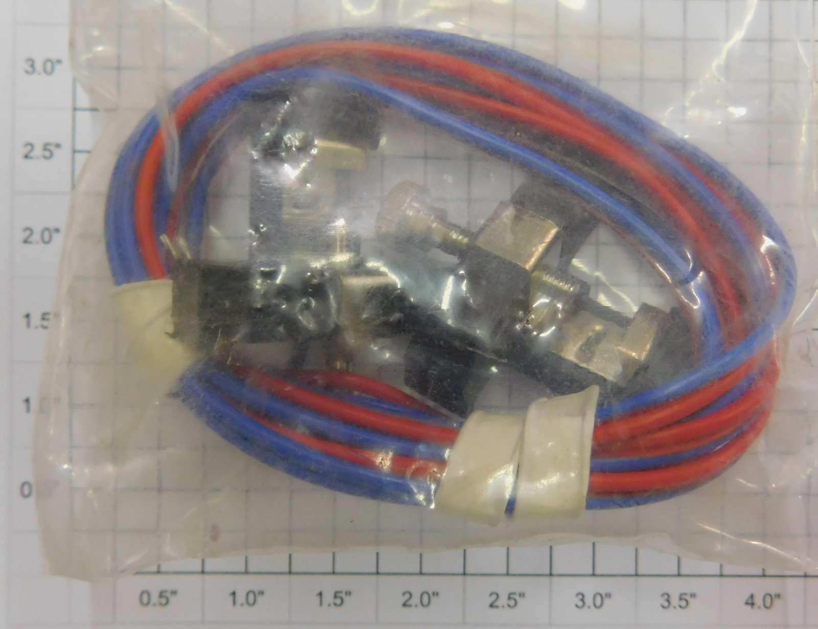 LGB 5016 G Scale Track Power Cable and Connector Clips