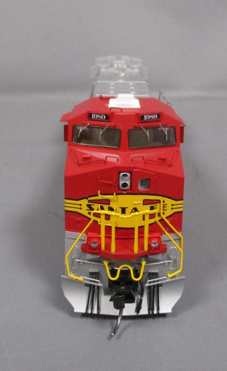 InterMountain 49756S-04 HO Santa Fe GE ES44AC Diesel Locomotive #1989 w/DCC/SND LN/Box