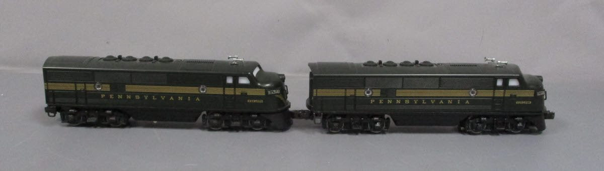 Lionel 6-8952 O Gauge Pennsylvania F-3 AA Diesel Locomotive Set LN/Box