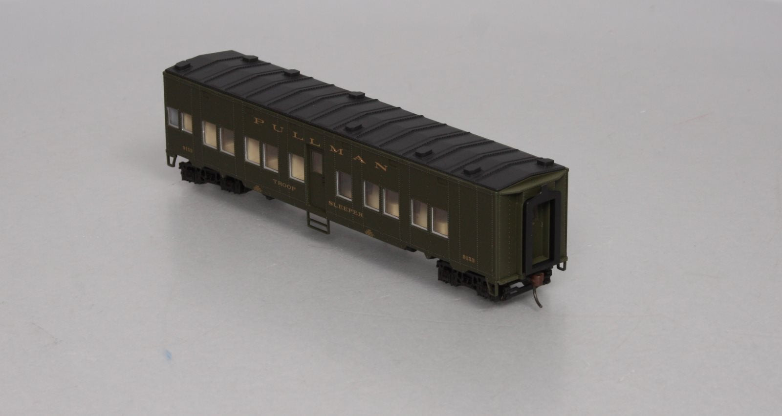 Walthers 932-4151 HO Scale Pullman PS Troop Sleeper Car LN/Box