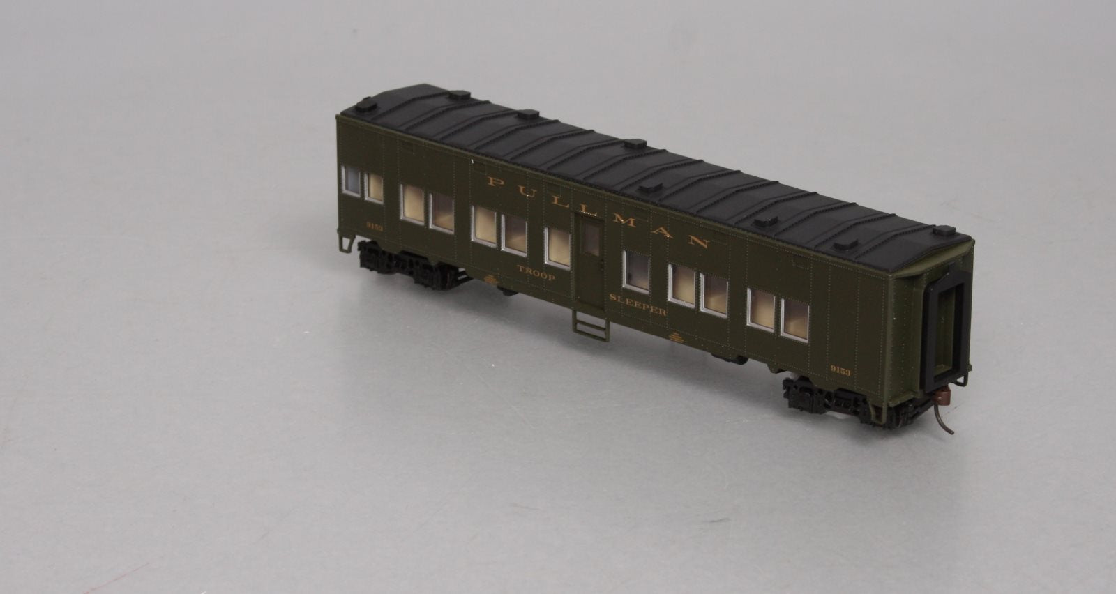 Walthers 932-4151 HO Scale Pullman PS Troop Sleeper Car LN/Box