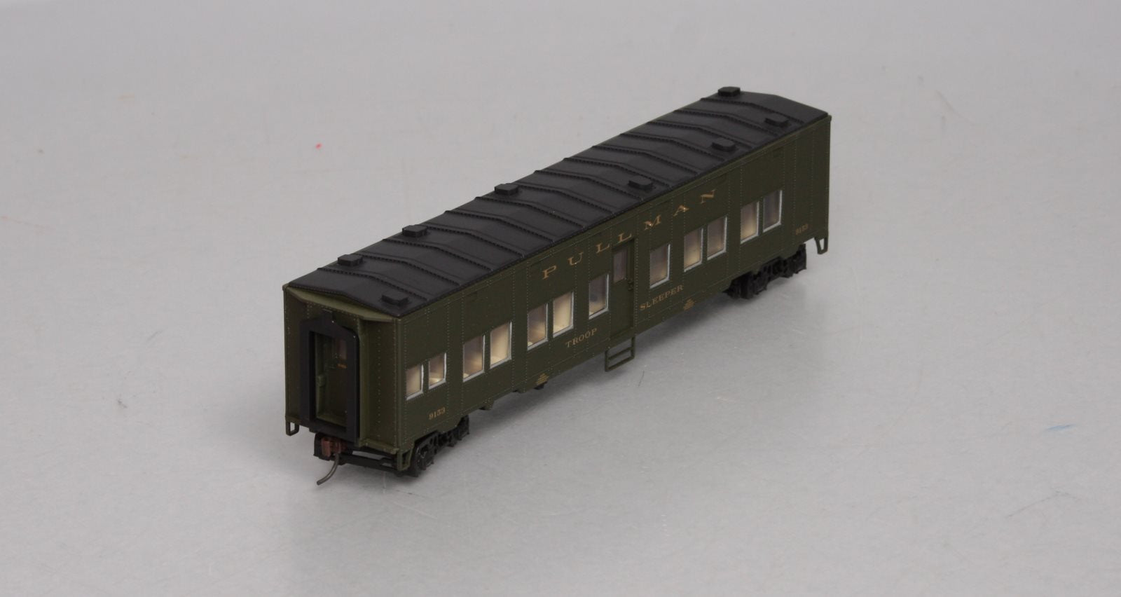 Walthers 932-4151 HO Scale Pullman PS Troop Sleeper Car LN/Box