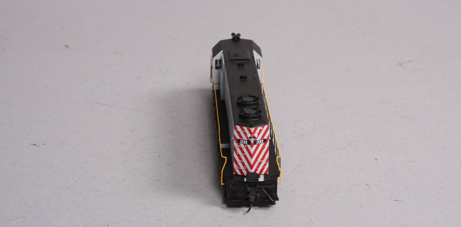 Atlas 9113 HO Scale Norfolk Southern EMD GP38 Diesel Locomotive #2001 w/DCC LN