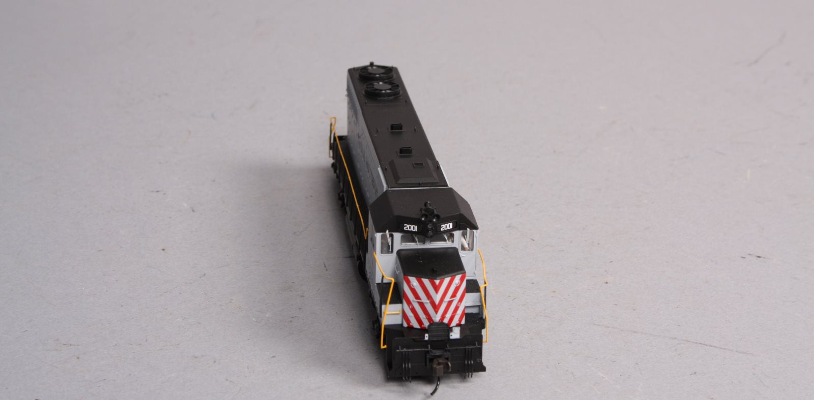 Atlas 9113 HO Scale Norfolk Southern EMD GP38 Diesel Locomotive #2001 w/DCC LN