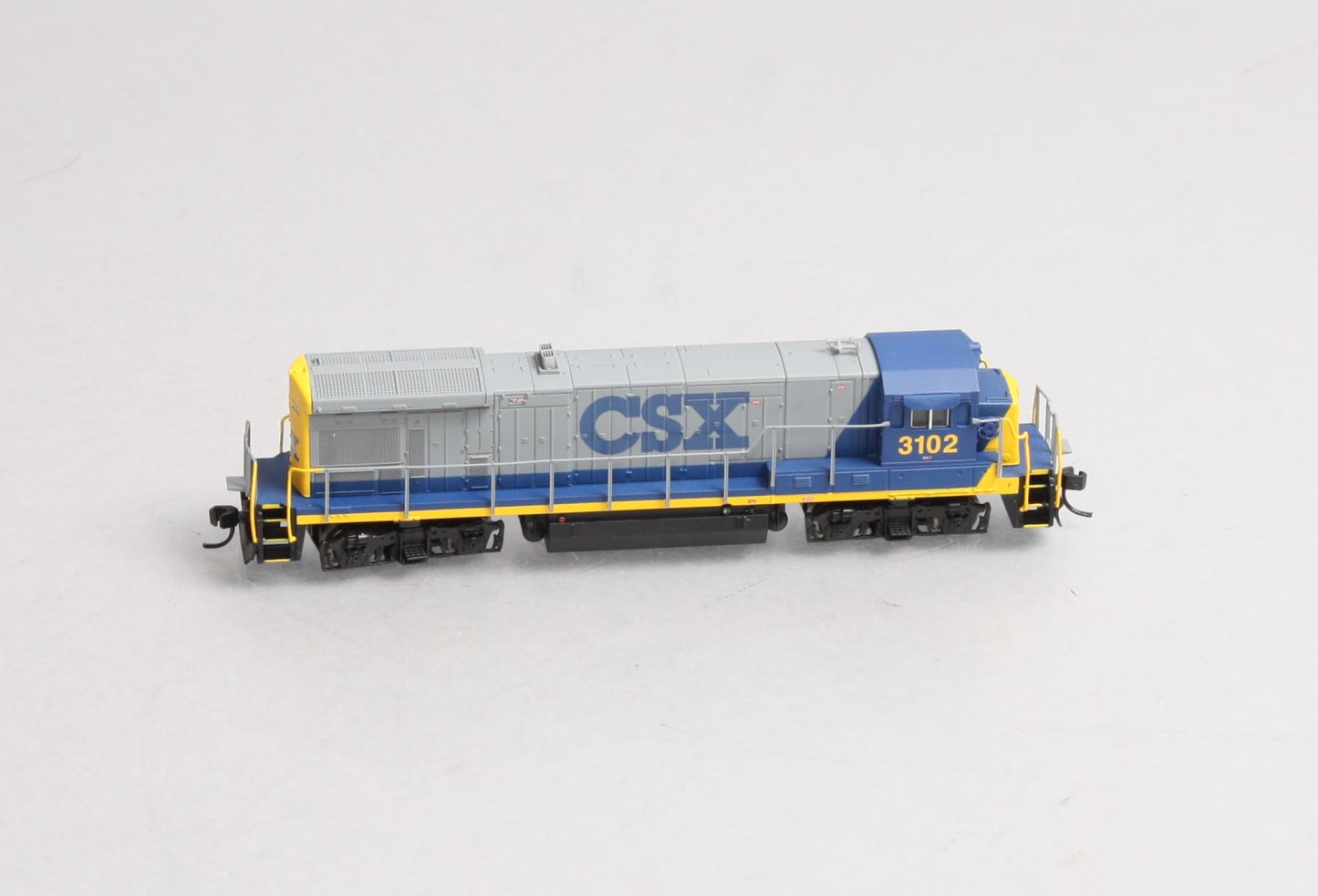 Atlas 49715 N Scale CSX B23-7 Diesel Locomotive #3102