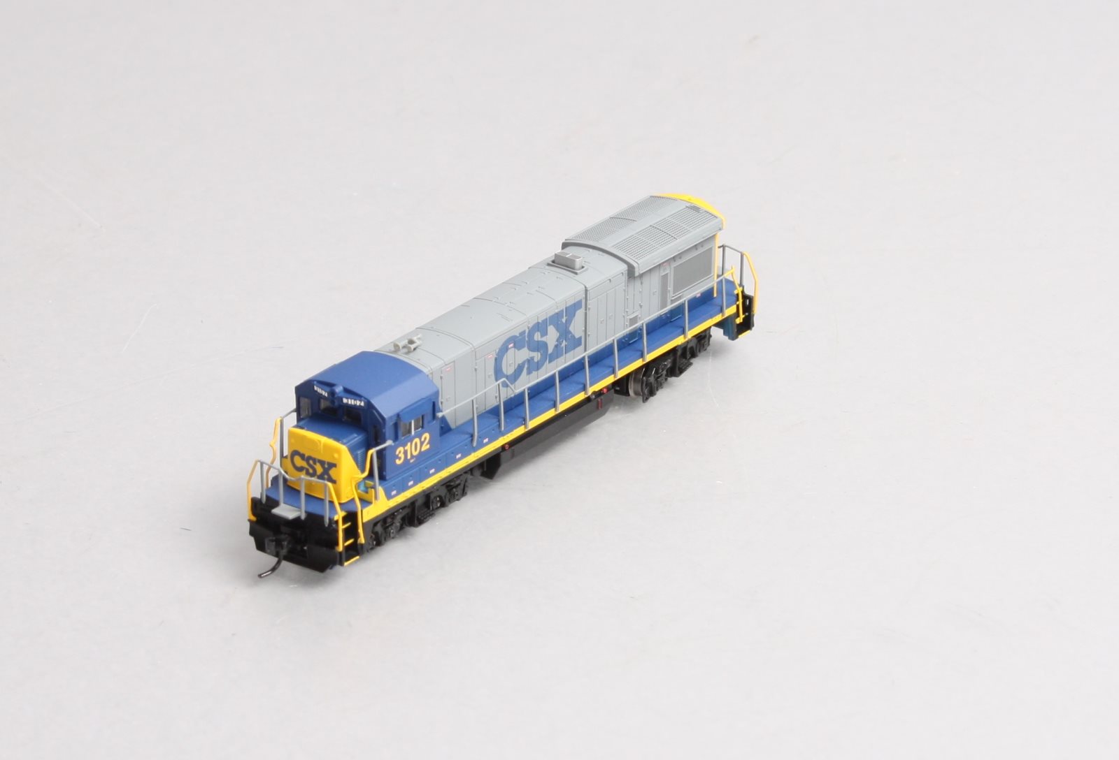 Atlas 49715 N Scale CSX B23-7 Diesel Locomotive #3102