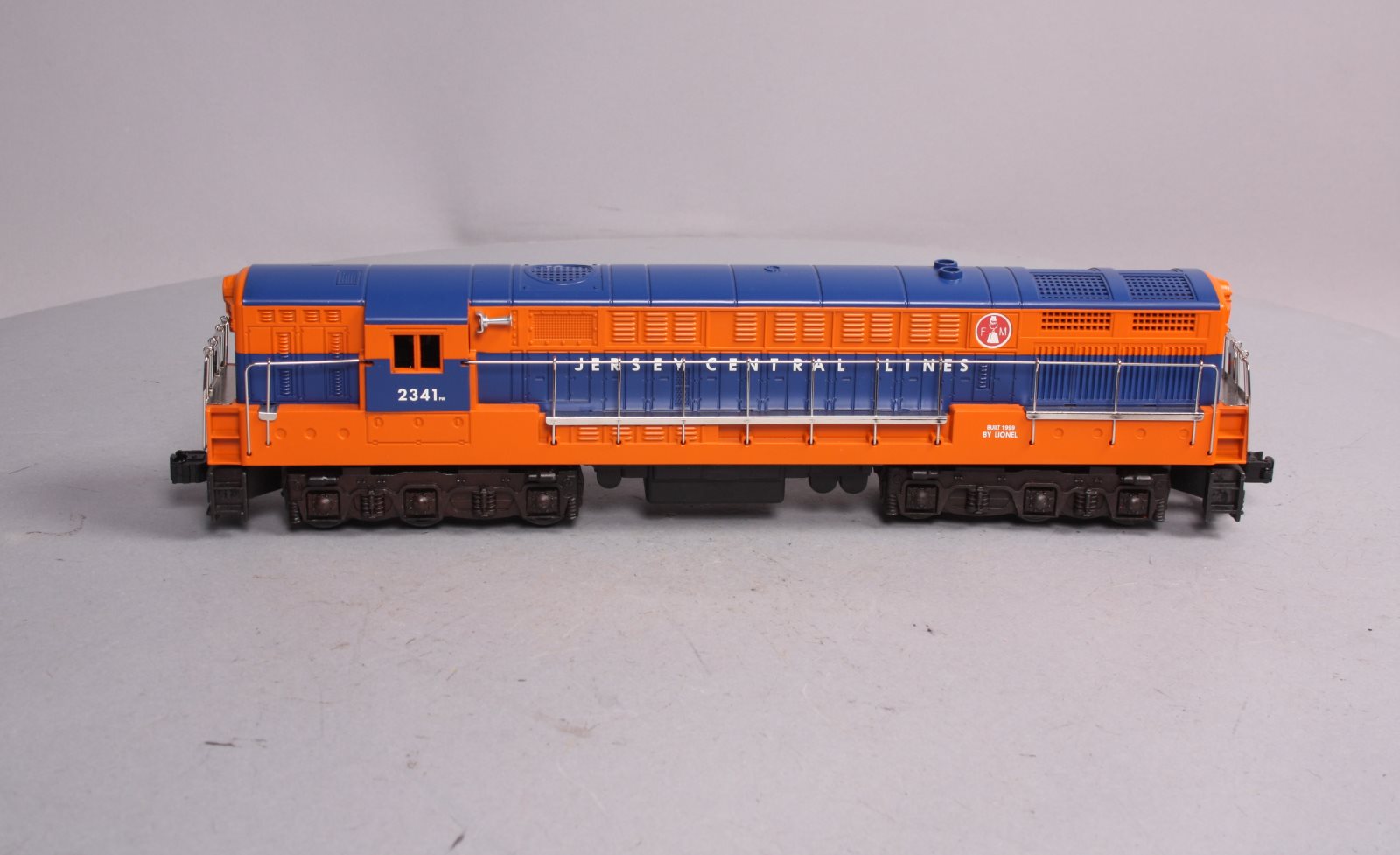 Lionel 6-18321 O NJC Postwar Reproduction FM Trainmaster Diesel Locomotive #2341 LN/Box