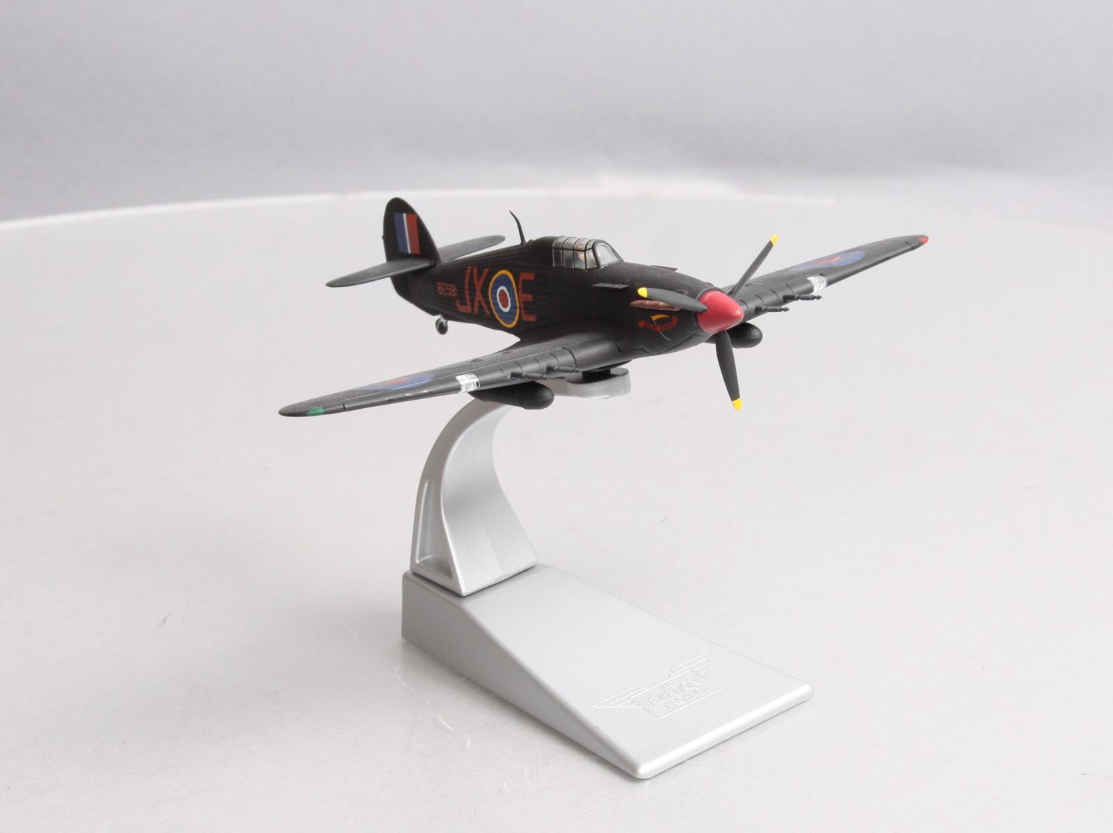 Corgi AA39701 1:72 NYA Hawker Hurricane LLC BE581'JX-E, RAF 1 SQN, 1942
