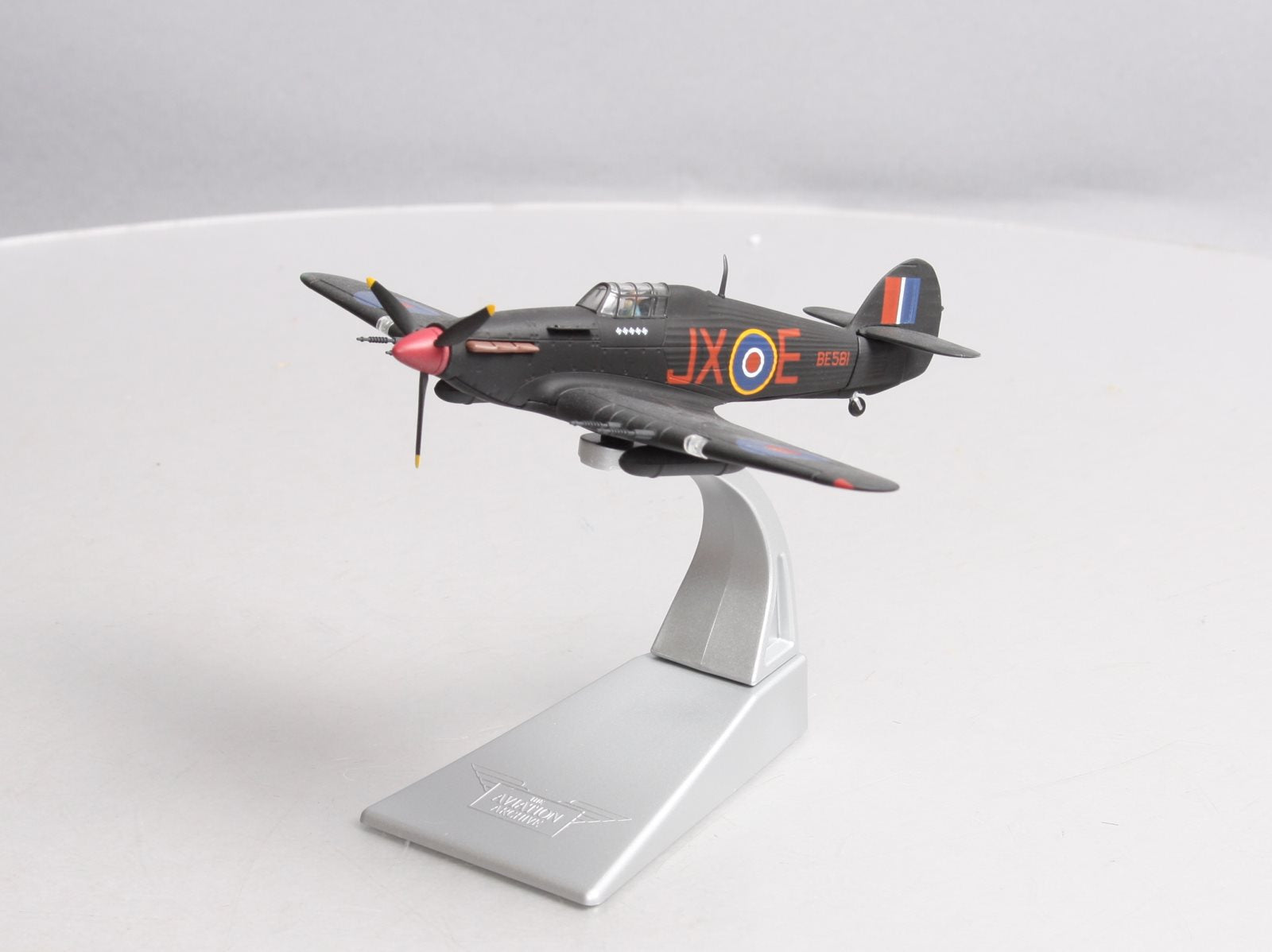Corgi AA39701 1:72 NYA Hawker Hurricane LLC BE581'JX-E, RAF 1 SQN, 1942