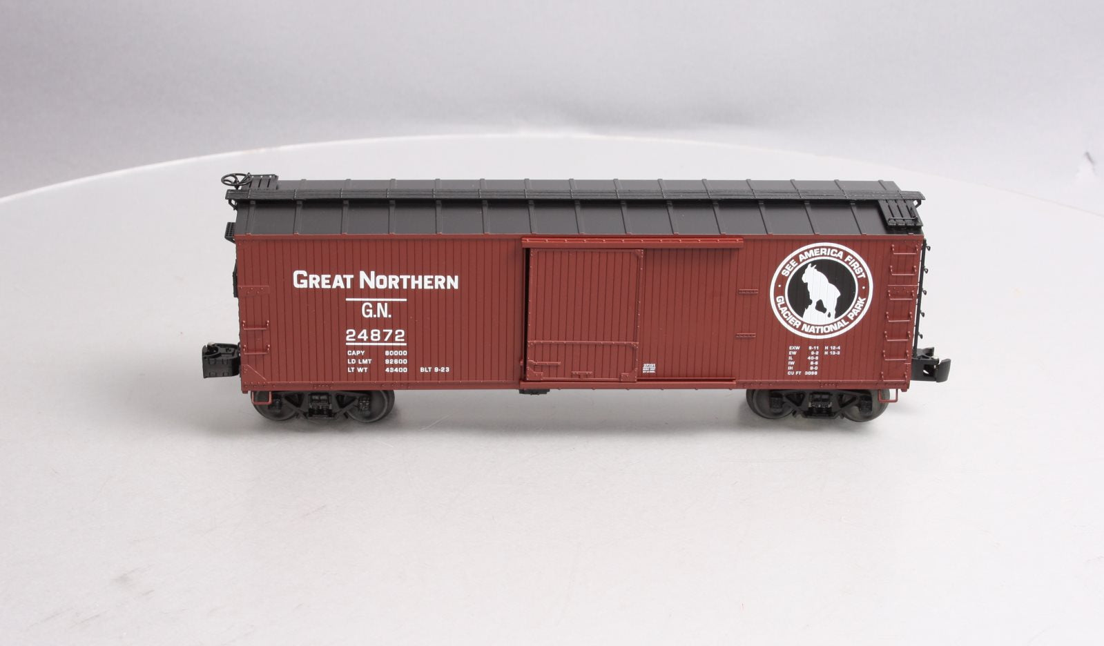 Lionel 6-27231 Great Northern U.S.R.A Double-Sheathed Boxcar #28472