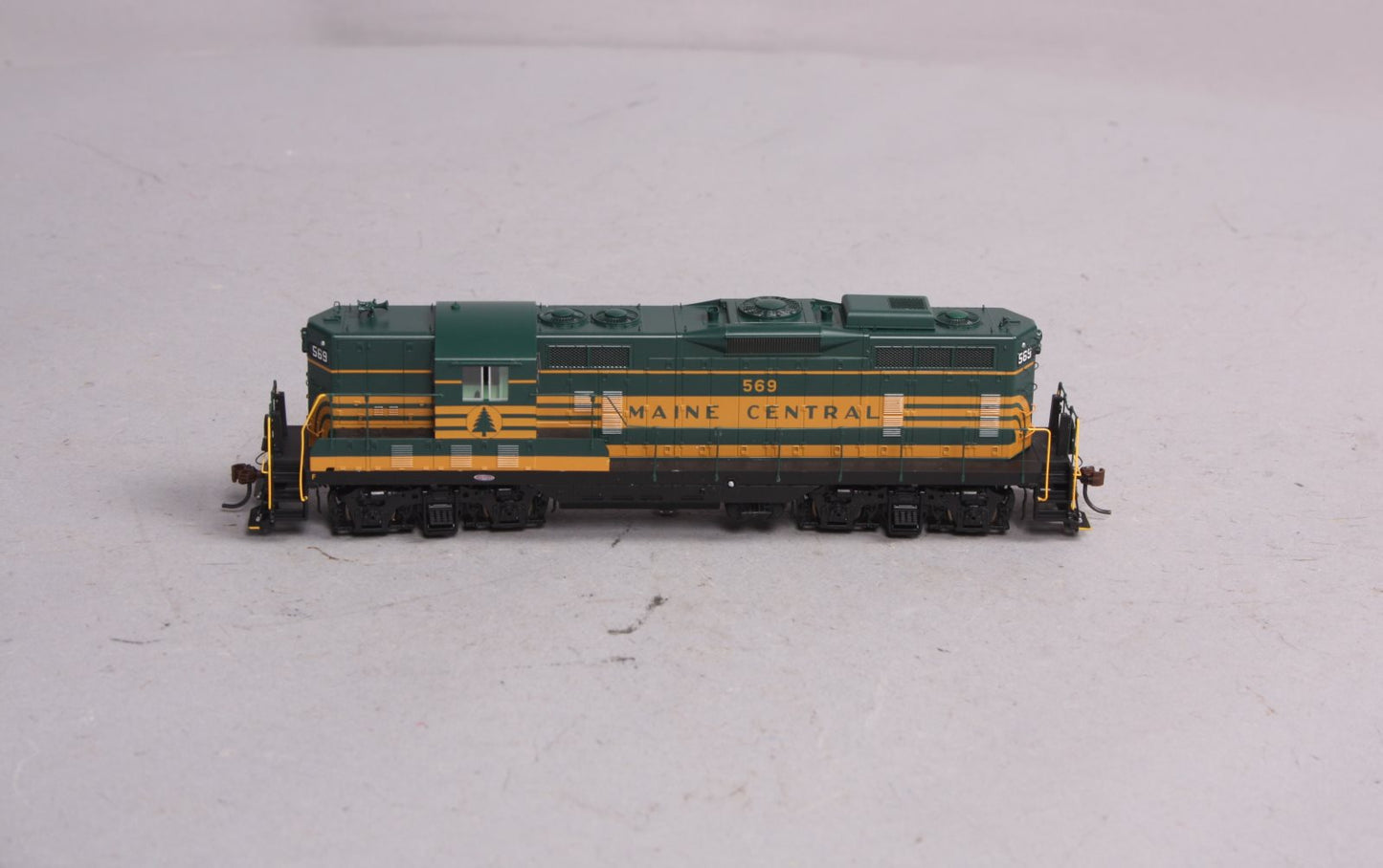 Athearn G62490 HO Scale Maine Central EMD GP7 Diesel Locomotive #529 LN/Box