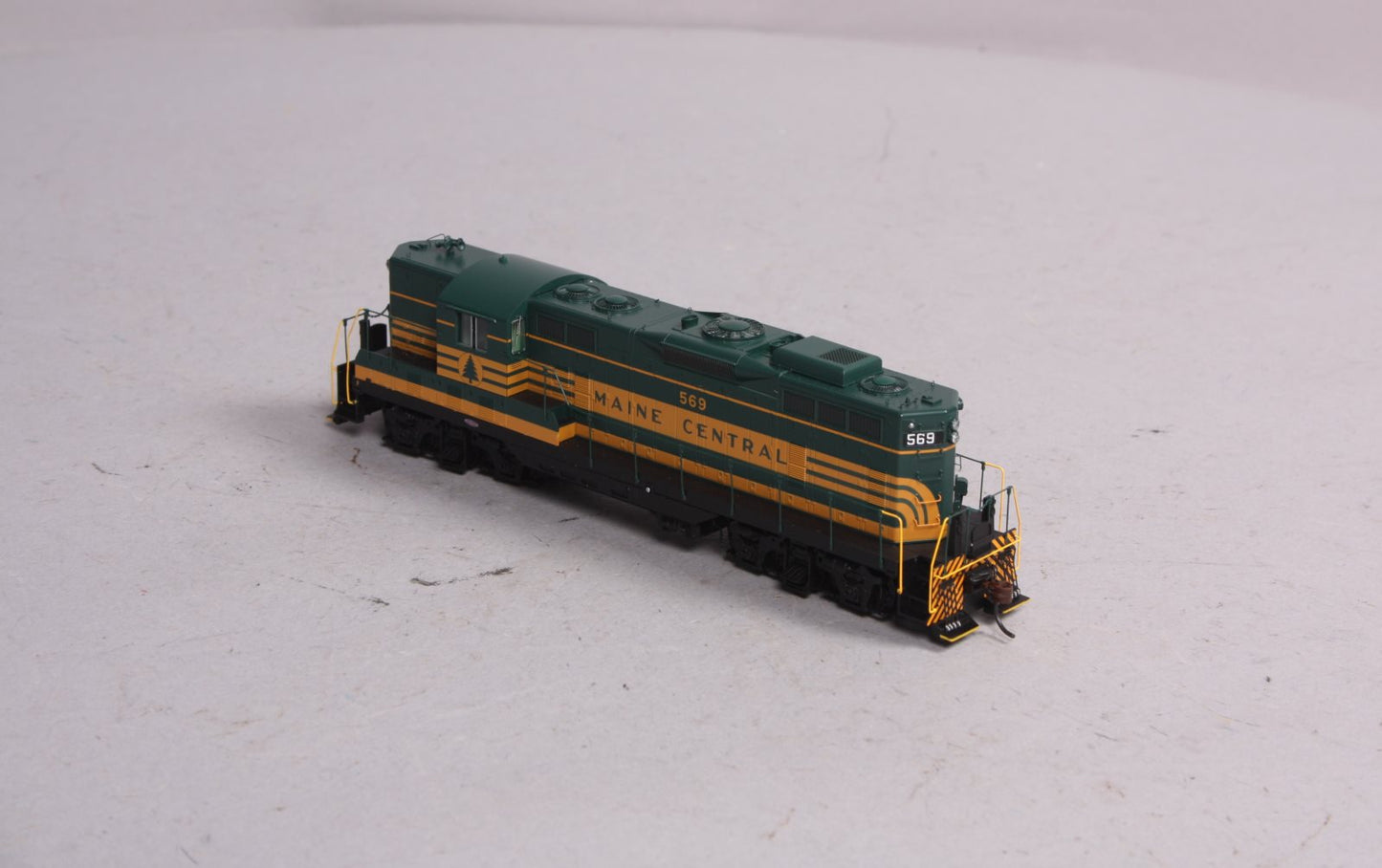 Athearn G62490 HO Scale Maine Central EMD GP7 Diesel Locomotive #529 LN/Box