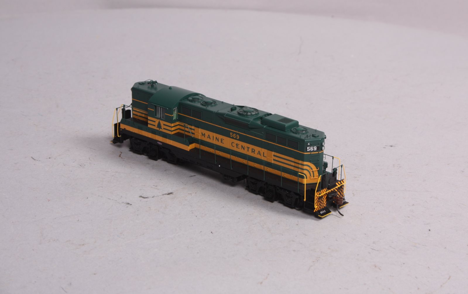 Athearn G62490 HO Scale Maine Central EMD GP7 Diesel Locomotive #529 LN/Box
