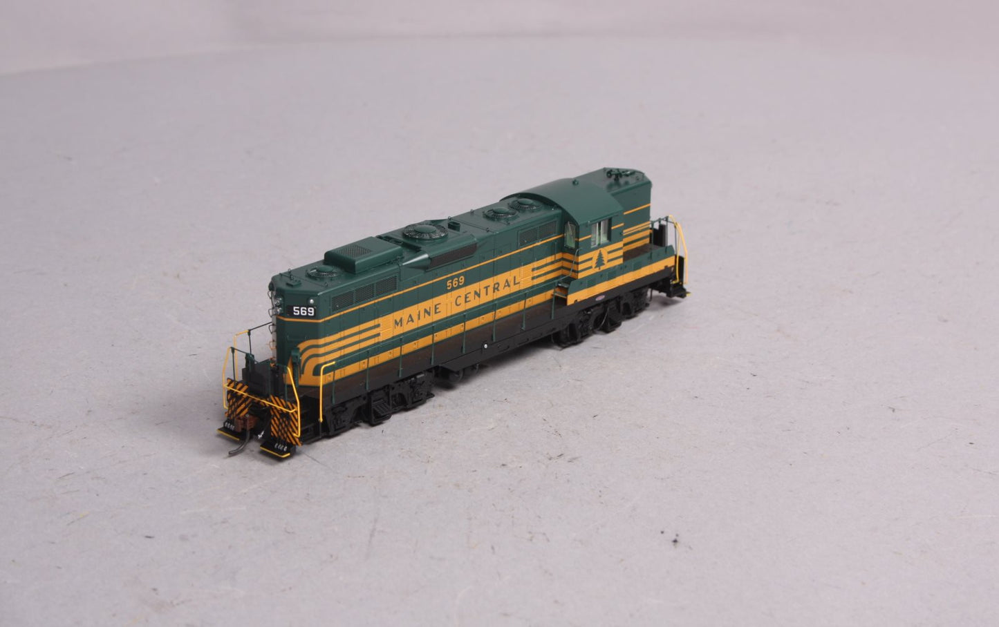 Athearn G62490 HO Scale Maine Central EMD GP7 Diesel Locomotive #529 LN/Box