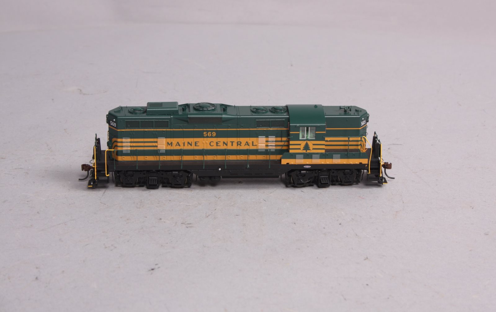 Athearn G62490 HO Scale Maine Central EMD GP7 Diesel Locomotive #529 LN/Box