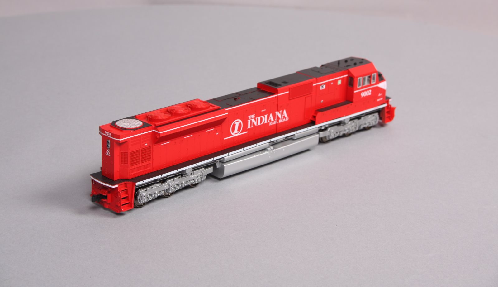 Kato 37-6365 HO Scale Indiana Railroad SD90/43MAC Diesel Locomotive #9002 LN/Box