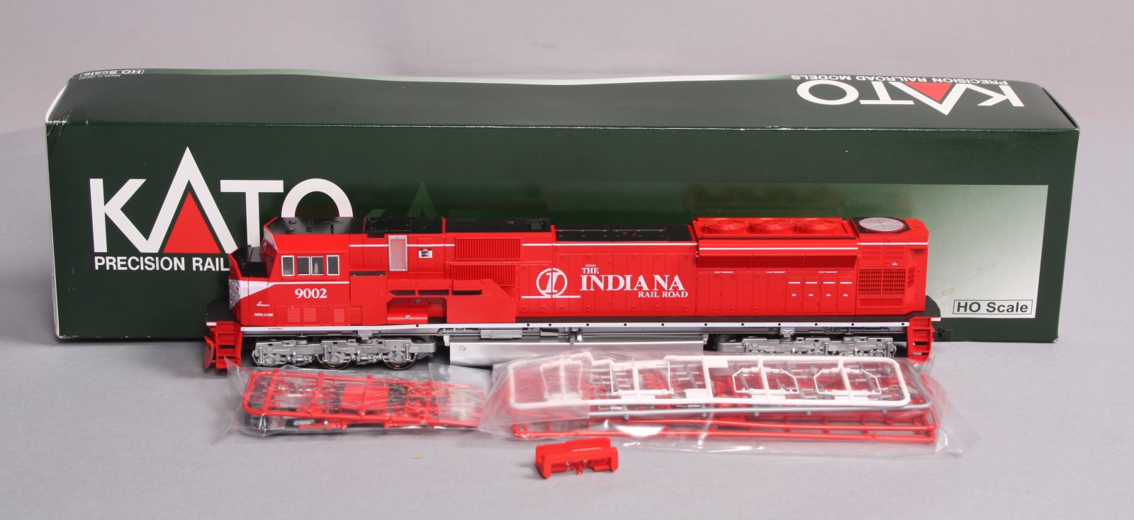 Kato 37-6365 HO Scale Indiana Railroad SD90/43MAC Diesel Locomotive #9002 LN/Box