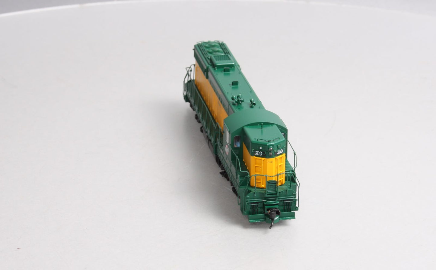 Walthers 920-41904 HO CNW EMD SD7 Diesel Locomotive #300 w/Sound & DCC