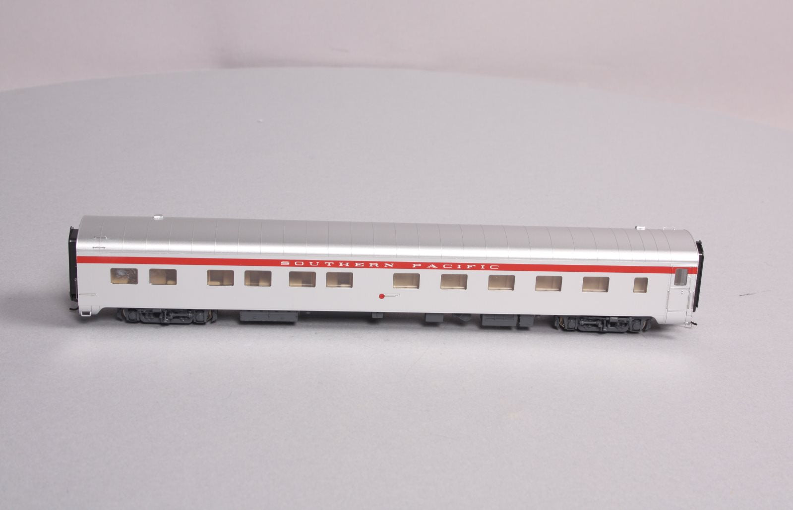 Walthers 932-9385 HO Southern Pacific Pullman 10-6 Sleeper Passenger Car LN/Box