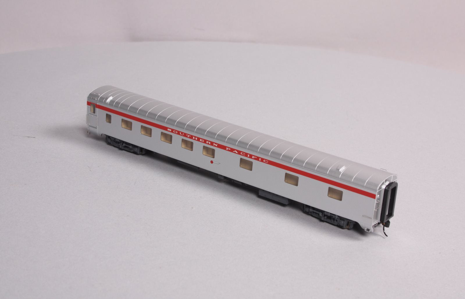 Walthers 932-9385 HO Southern Pacific Pullman 10-6 Sleeper Passenger Car LN/Box
