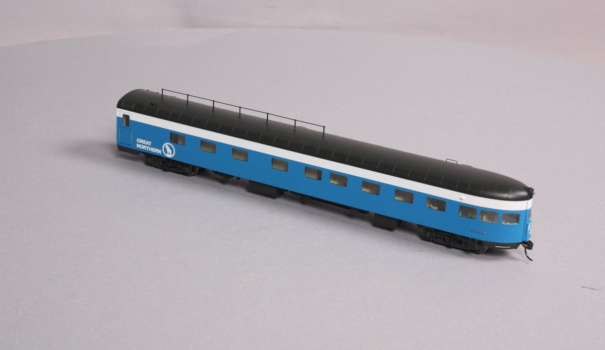 Walthers 920-9079 HO GN Coulee Series 85' 6-4-1 Lighted Observation Lounge Car