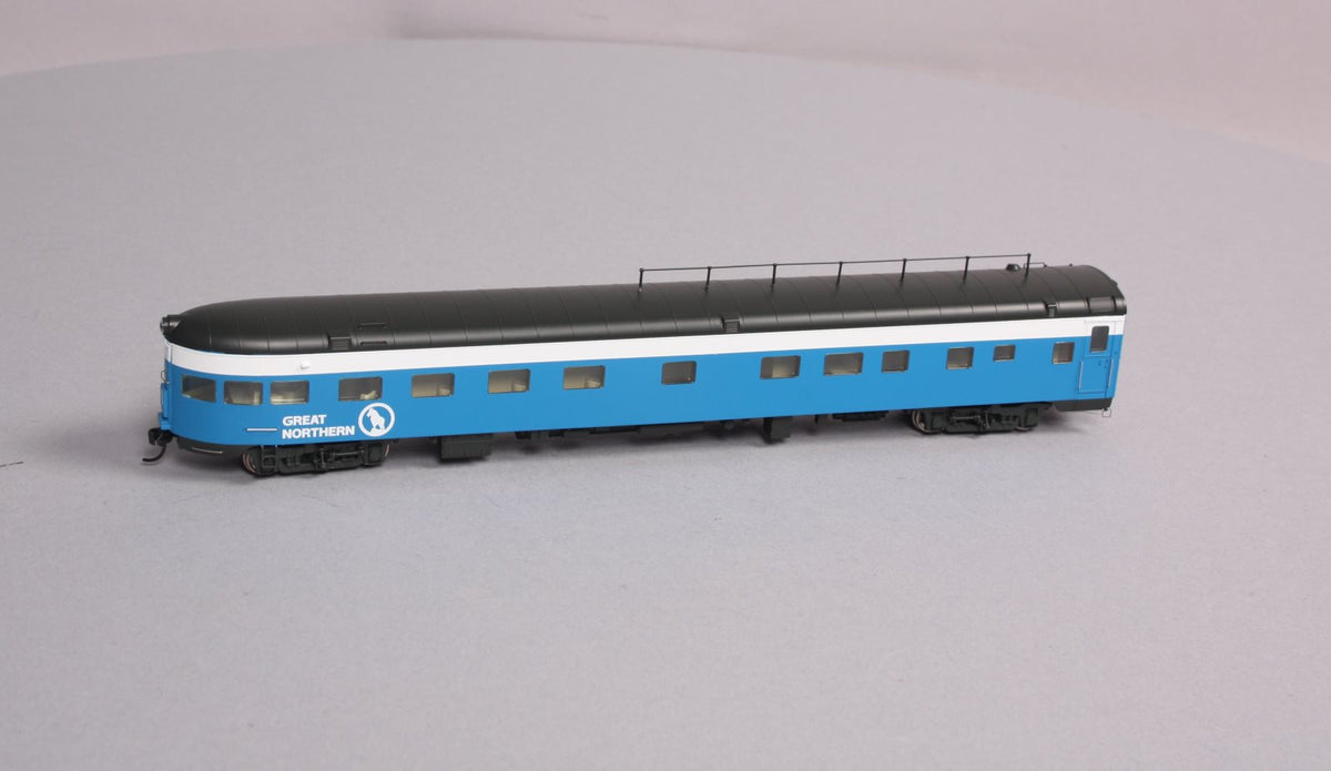 Walthers 920-9079 HO GN Coulee Series 85' 6-4-1 Lighted Observation Lounge Car