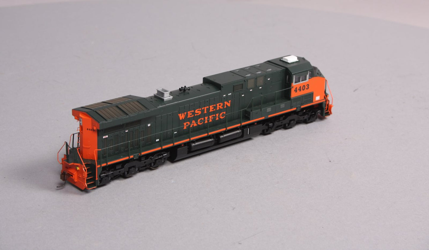 Athearn 78836 HO Western Pacific AC4400 Diesel Locomotive #4403