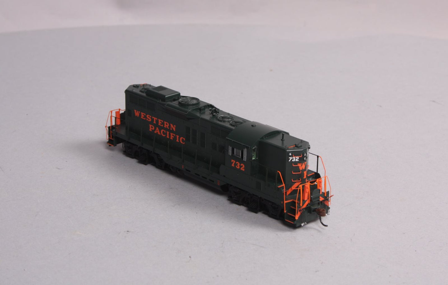 Athearn G62746 HO Western Pacific GP9 Phase II Locomotive W/DCC & Sound # 732