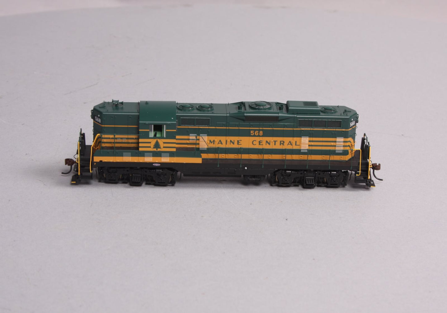 Athearn G62489 Genesis HO Maine Central GP7 Diesel Locomotive #568 LN/Box
