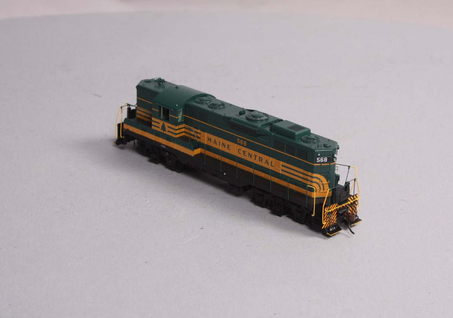 Athearn G62489 Genesis HO Maine Central GP7 Diesel Locomotive #568 LN/Box