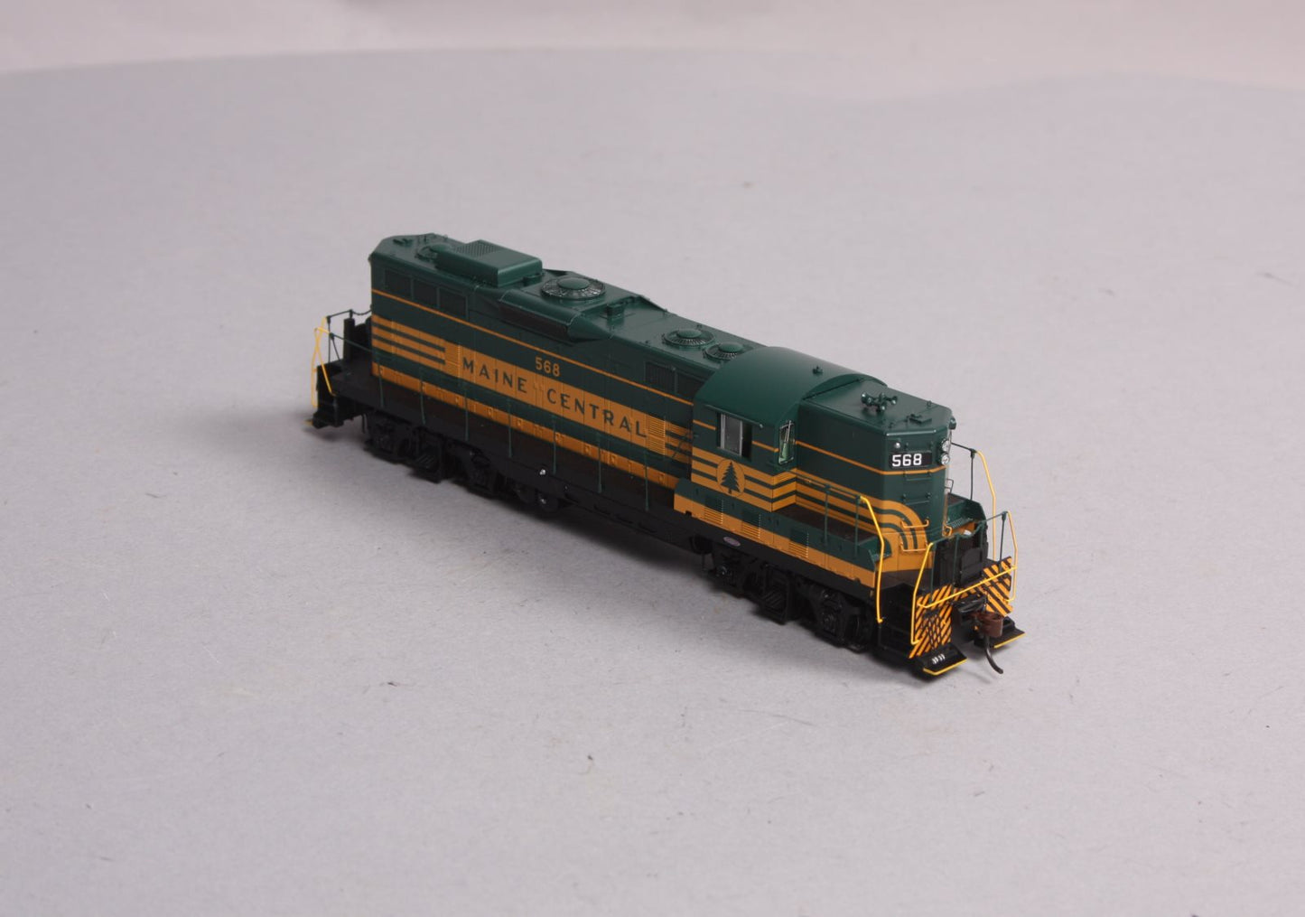 Athearn G62489 Genesis HO Maine Central GP7 Diesel Locomotive #568 LN/Box
