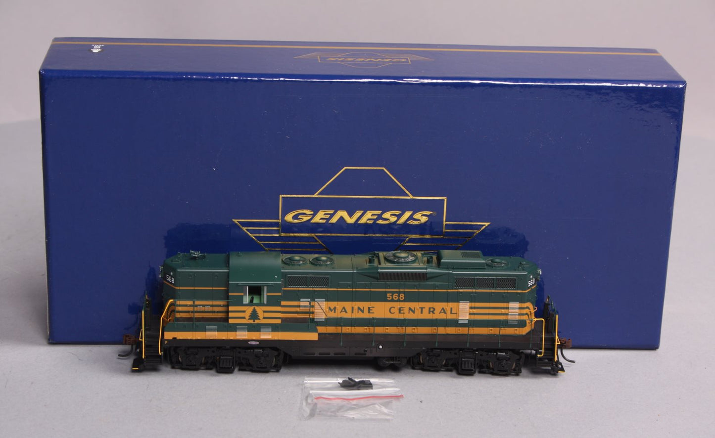 Athearn G62489 Genesis HO Maine Central GP7 Diesel Locomotive #568 LN/Box