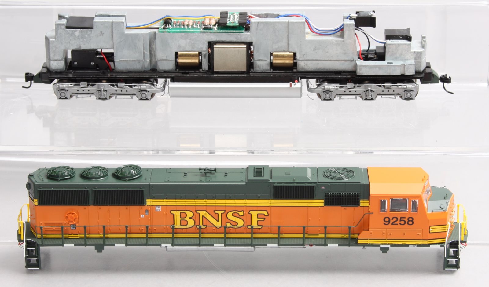 Proto 2000 30173 HO BNSF SD60M Diesel Locomotive Kit #9258 LN/Box