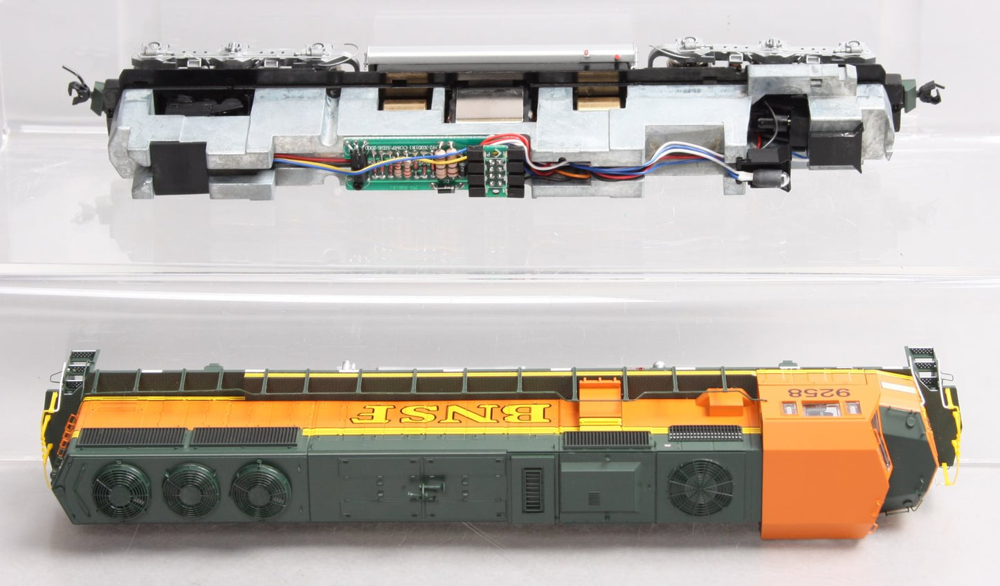 Proto 2000 30173 HO BNSF SD60M Diesel Locomotive Kit #9258 LN/Box