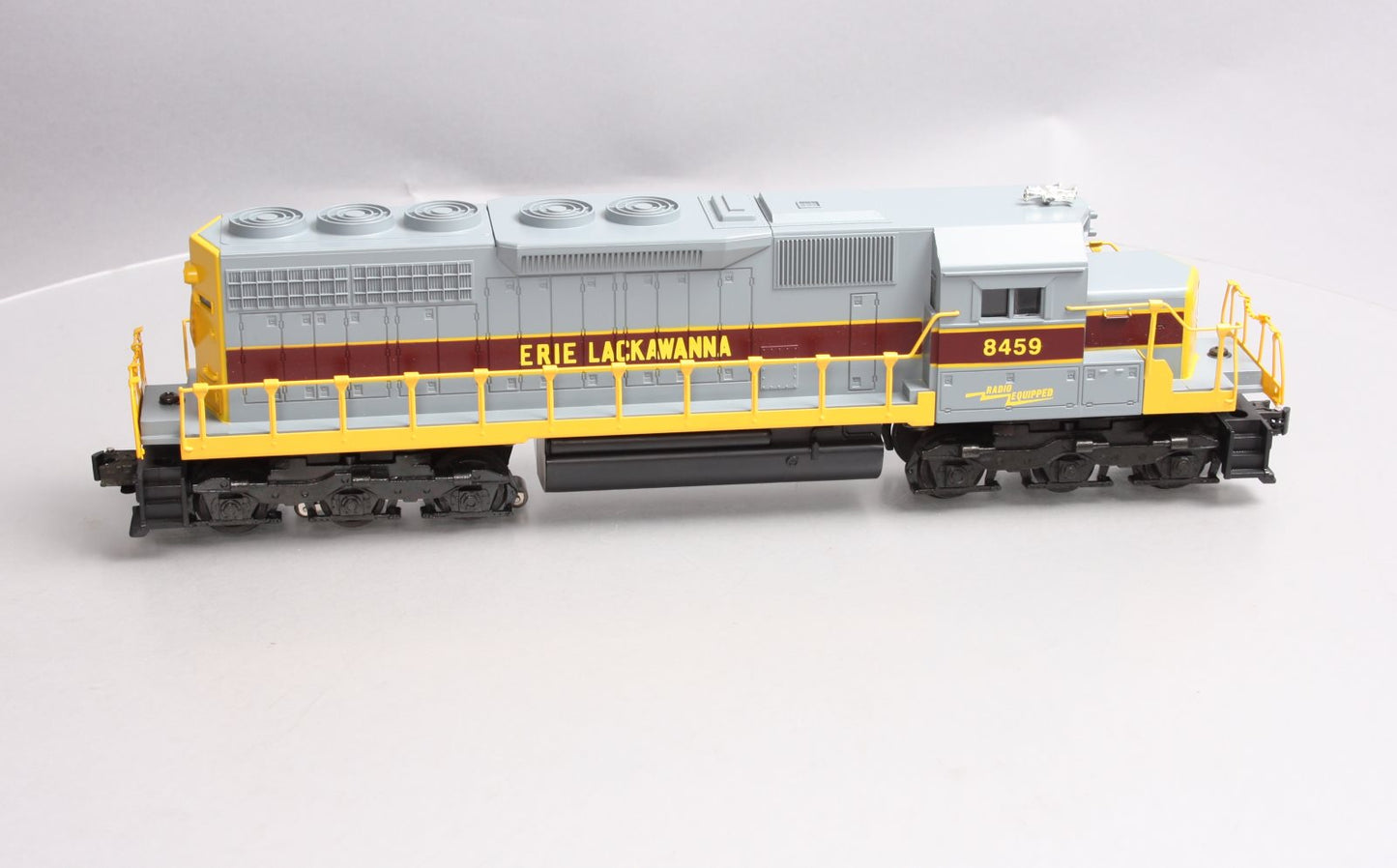 Lionel 6-18202 O Erie Lackawanna SD-40 Non-Powered Diesel Locomotive #8459 LN/Box