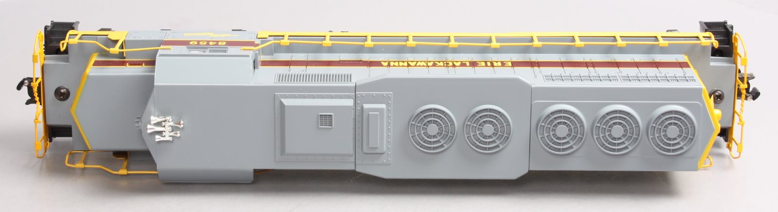 Lionel 6-18202 O Erie Lackawanna SD-40 Non-Powered Diesel Locomotive #8459 NIB
