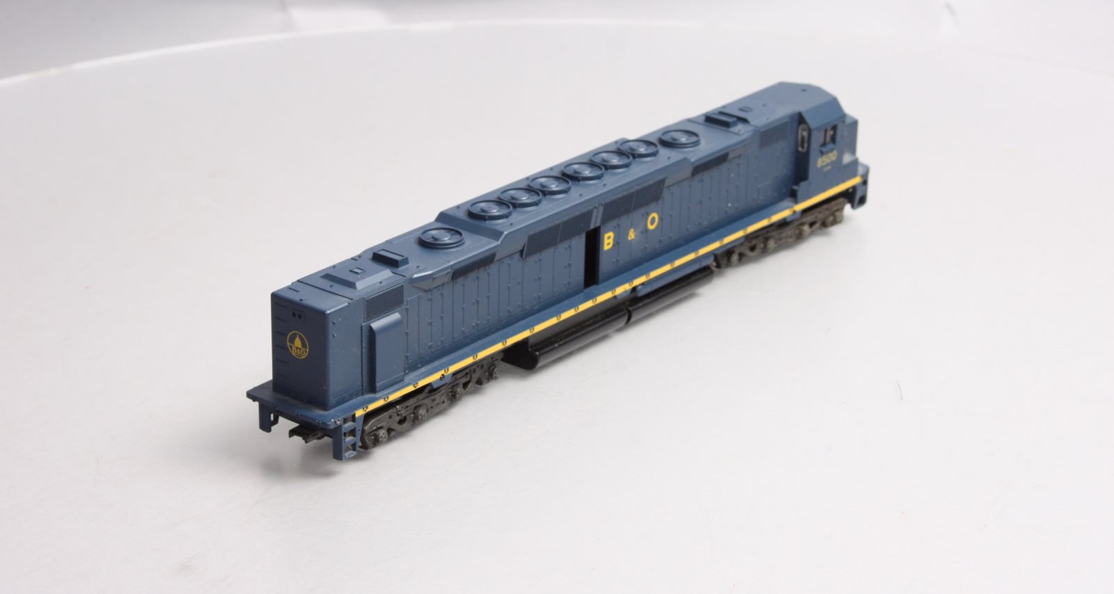 Athearn 4241 HO B&O DD40 Diesel Locomotive #8500
