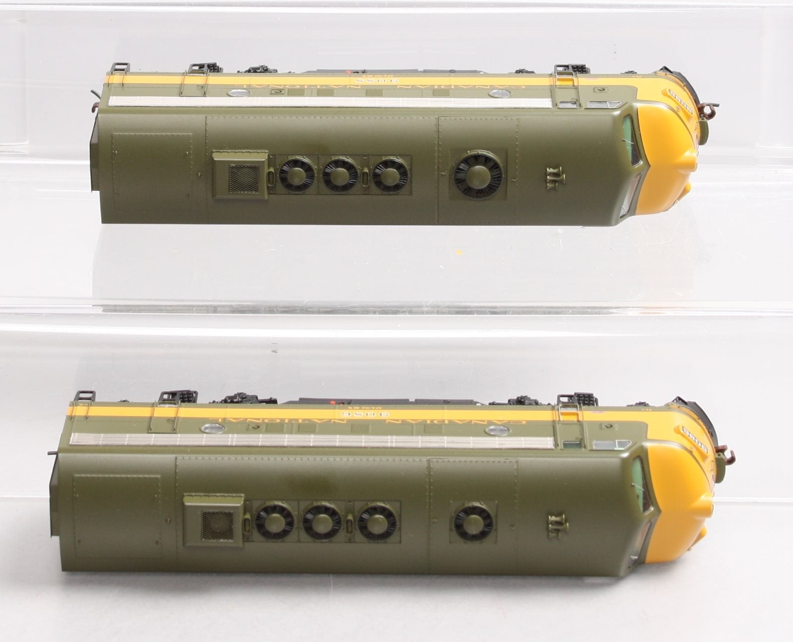 Athearn G1626 HO Scale Canadian National EMD F7AA Diesel Locomotive Set LN/Box