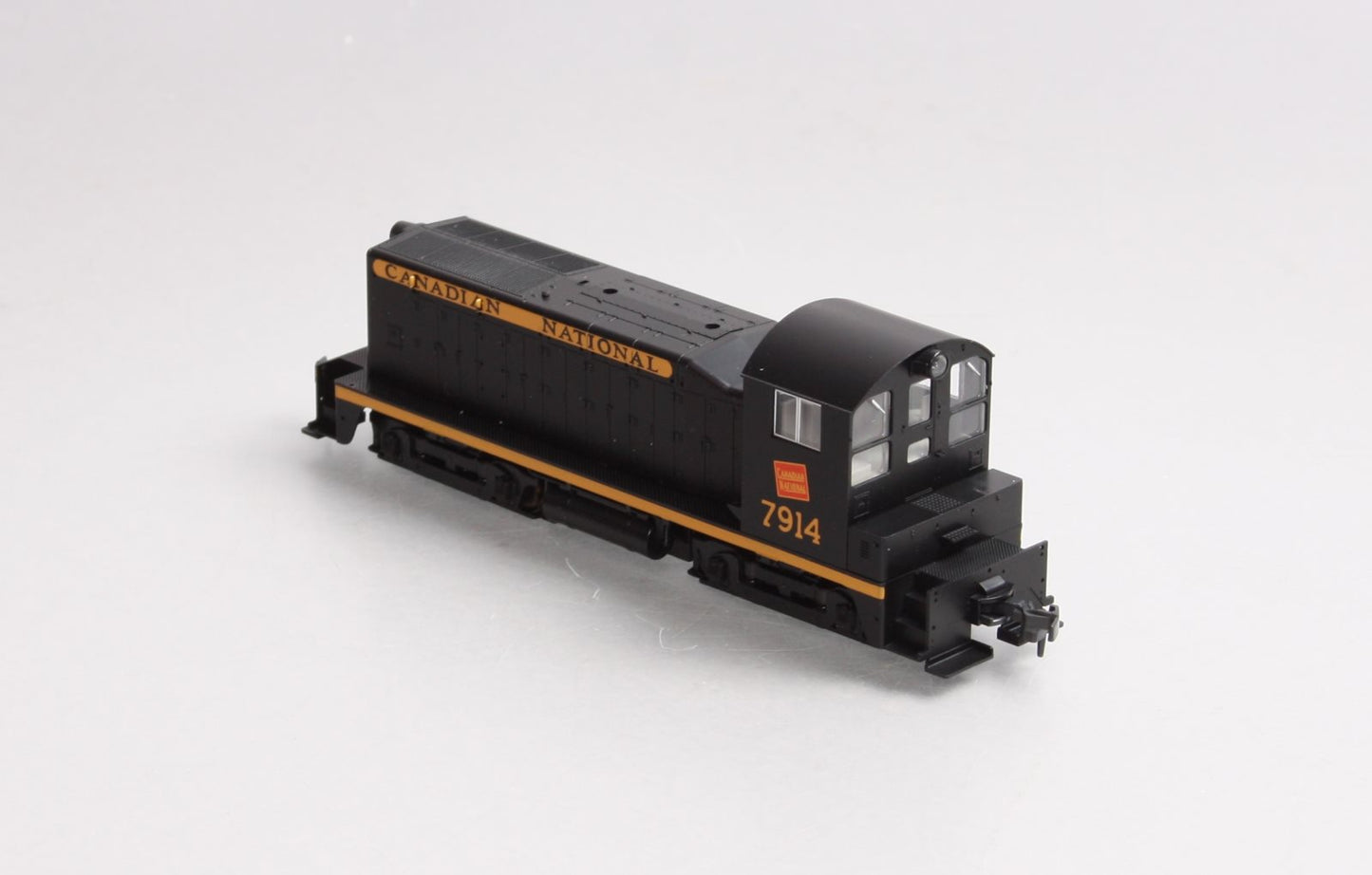 Kato 37-104 HO Scale Canadian National EMD NW2 Diesel Locomotive #7914 LN/Box