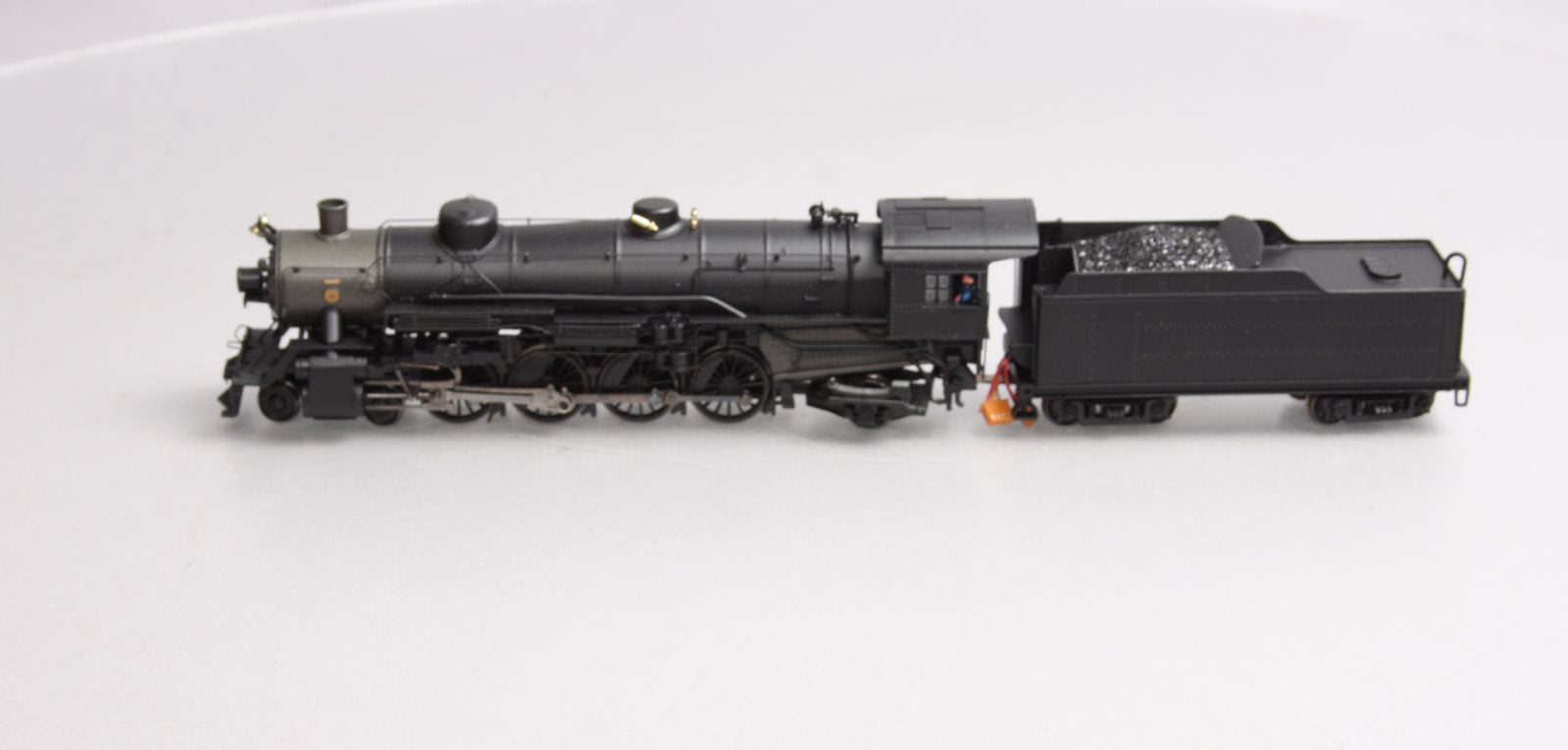 Bachmann 81601 HO Unlettered USRA Light 4-8-2 Mountain Steam