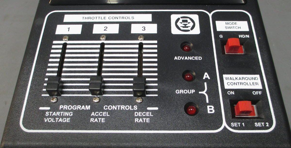 MRC AD120 HO N Command 2000 Command Control System LN/Box
