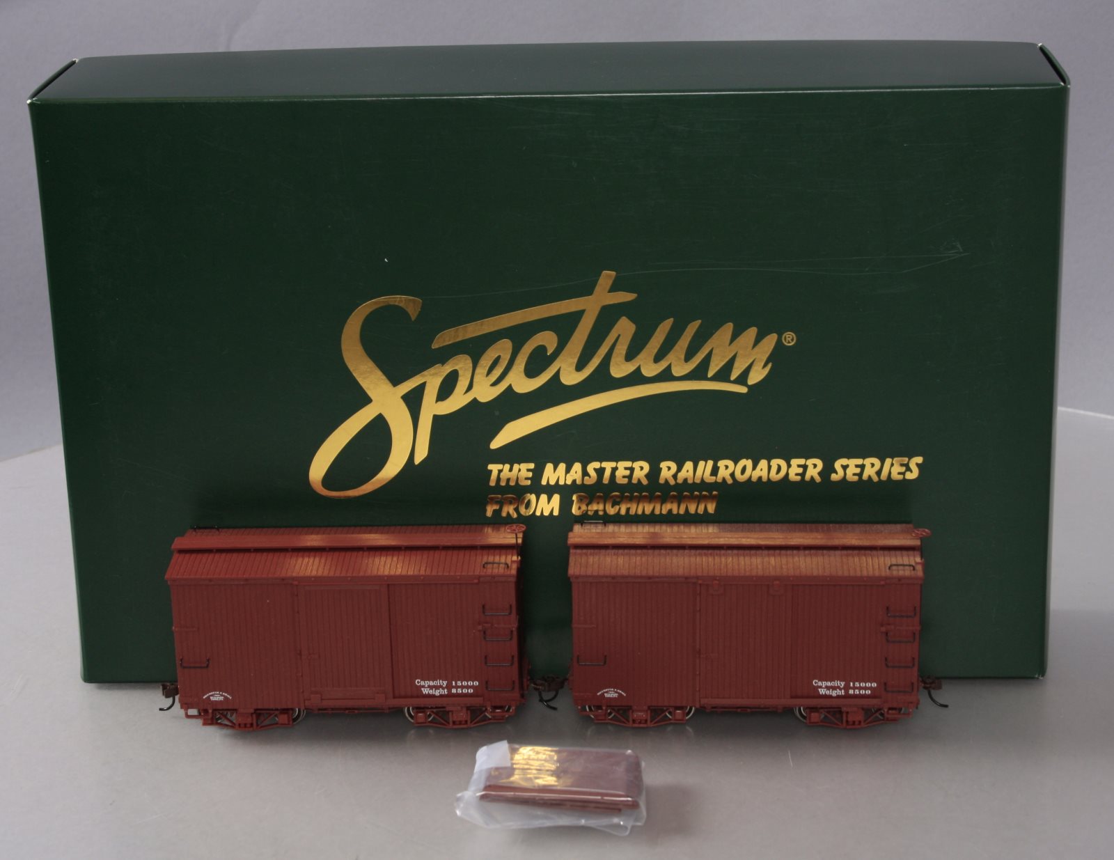 Bachmann 26501 On30 Data Only Oxide Red 18' Wood Box Car (Set of 2) MT/Box