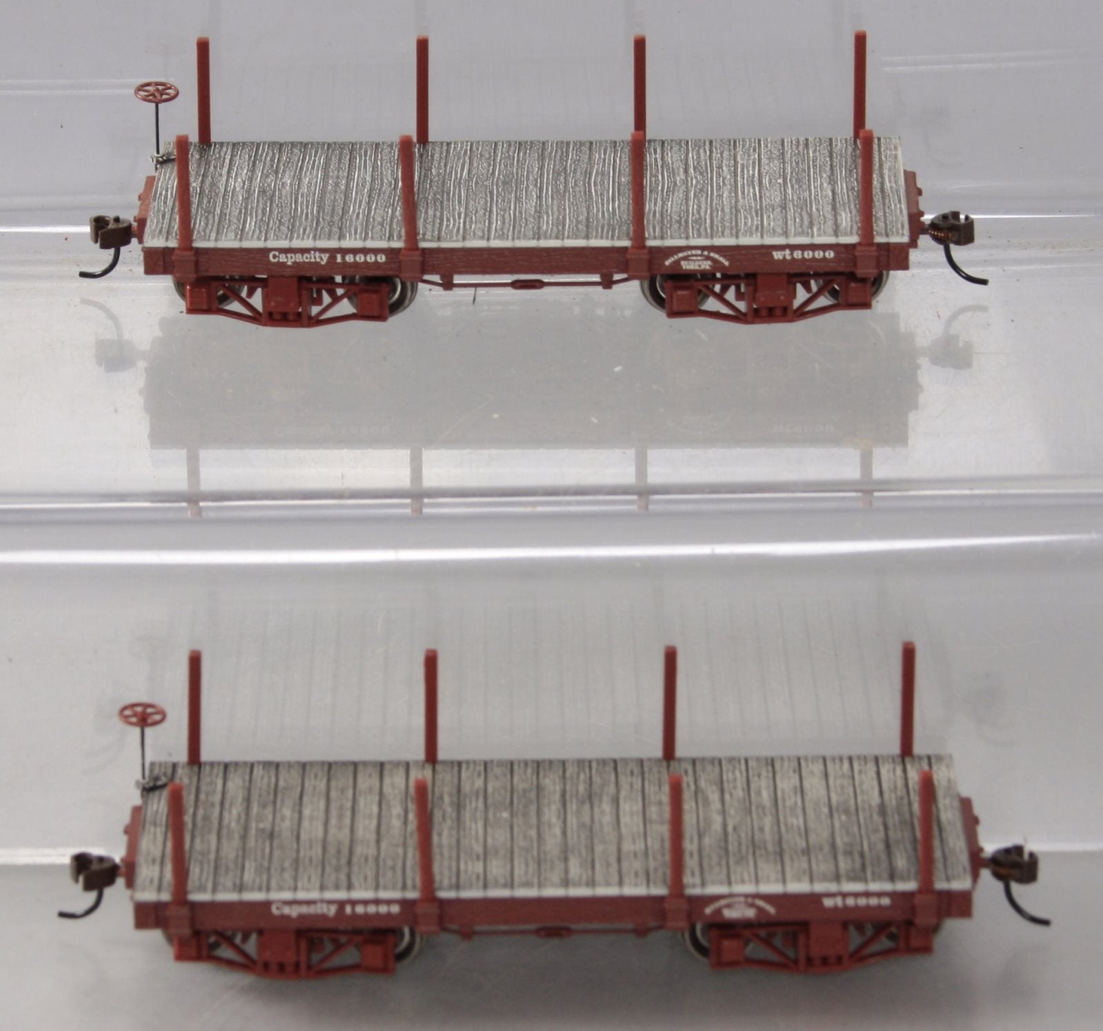 Bachmann 26511 On30 Data Only Oxide Red 18' Flat Car (Set of 2) MT/Box
