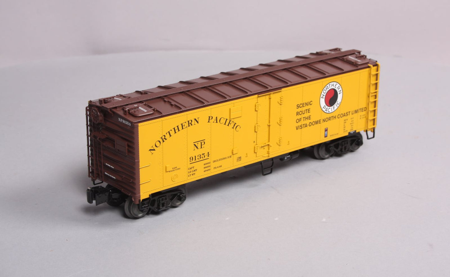 Lionel 6-17388 O Gauge Northern Pacific Steel-Sided Refrigerator Car #91354 LN/Box