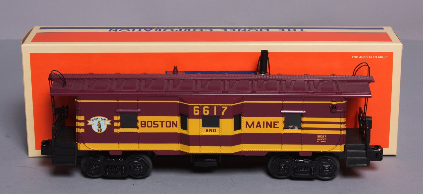 Lionel 6-58217 O Boston and Maine LLC Smoking Bay Window Caboose #6617 NIB