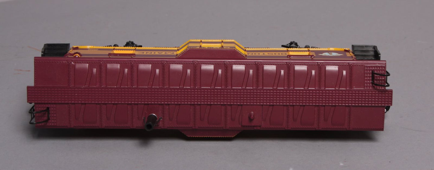 Lionel 6-58217 O Boston and Maine LLC Smoking Bay Window Caboose #6617 NIB
